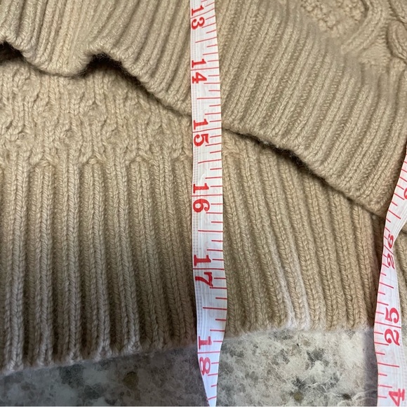 Aritzia Sunday Best Peggy Cream Cable Knit Crew Neck Sweater Oversized Crop XXS - Picture 10 of 11